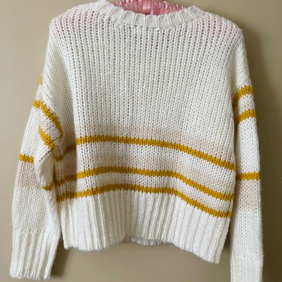 Sweater - Picture 3 of 10